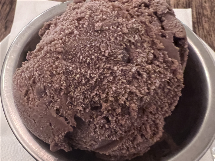 chocolate ice cream